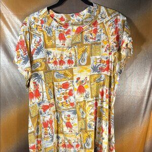 Volup plus vintage Colorful Hawaiian Print cotton house dress. 46” chest F1